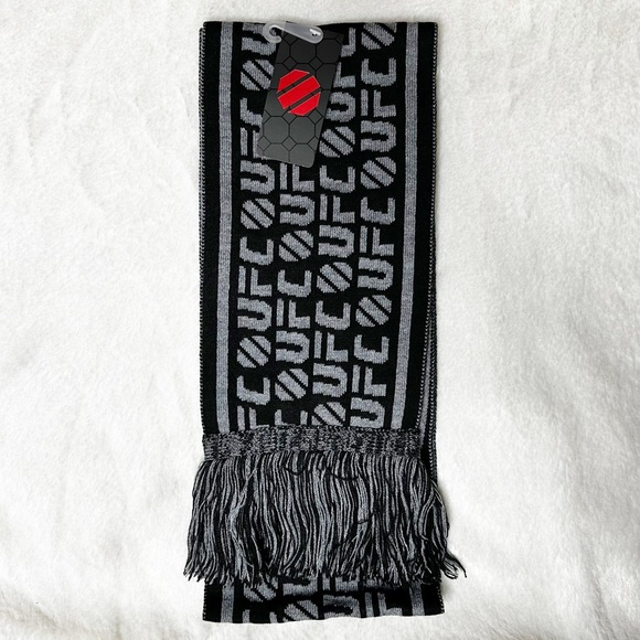 NWT UFC Official Logo Fringe Ratner Muffler Scarf in Grey/ Black Adult OS - Picture 1 of 5
